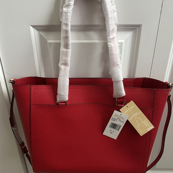 New MICHAEL KORS Maisie Large Pebbled Leather 2-in-1 Tote Bag/with wristlet, Red - Picture 11 of 11